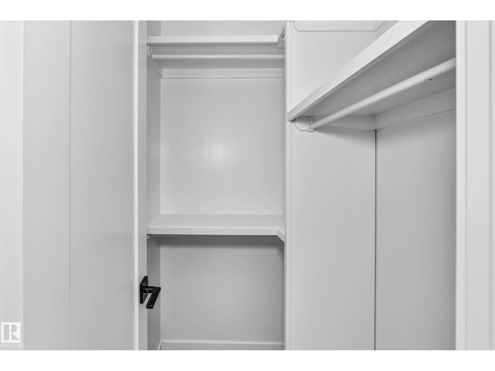 3101 SOLEIL BV