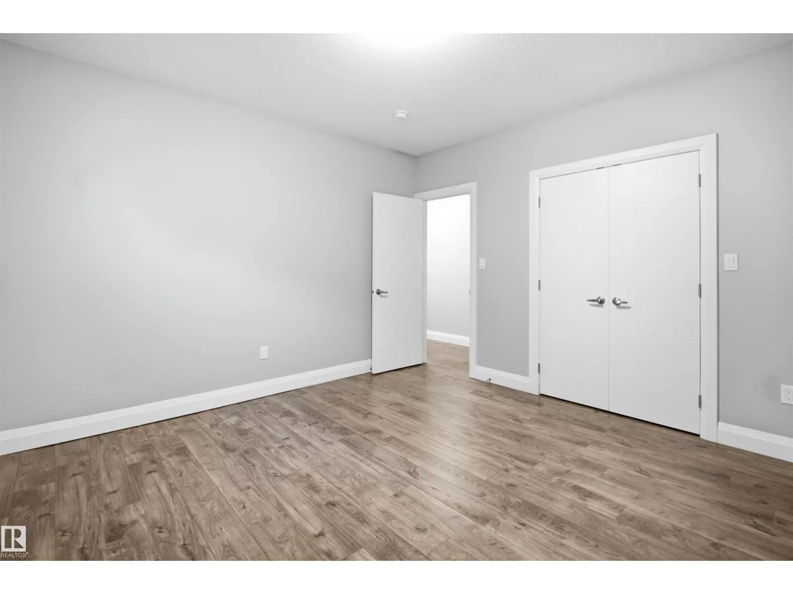 427 Windermere RD NW