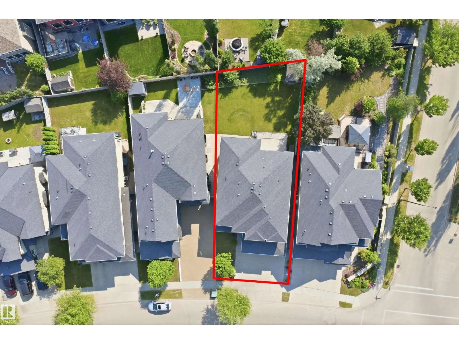 427 Windermere RD NW