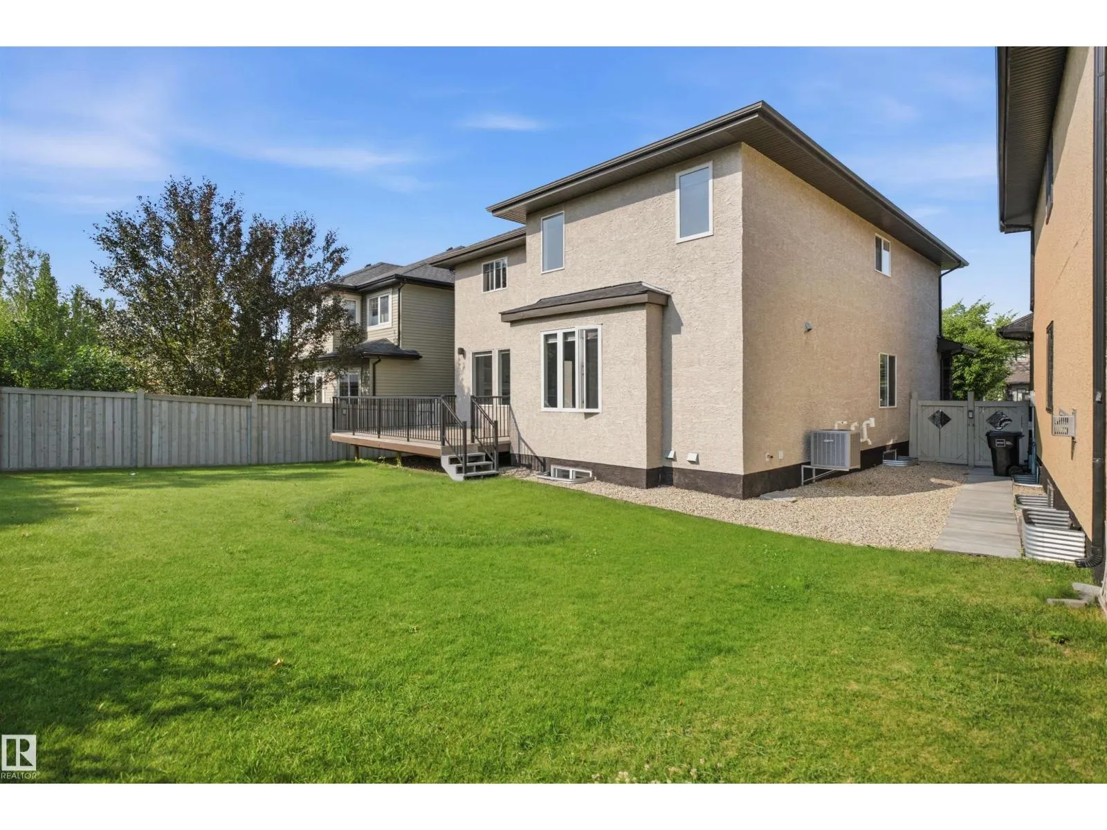 427 Windermere RD NW