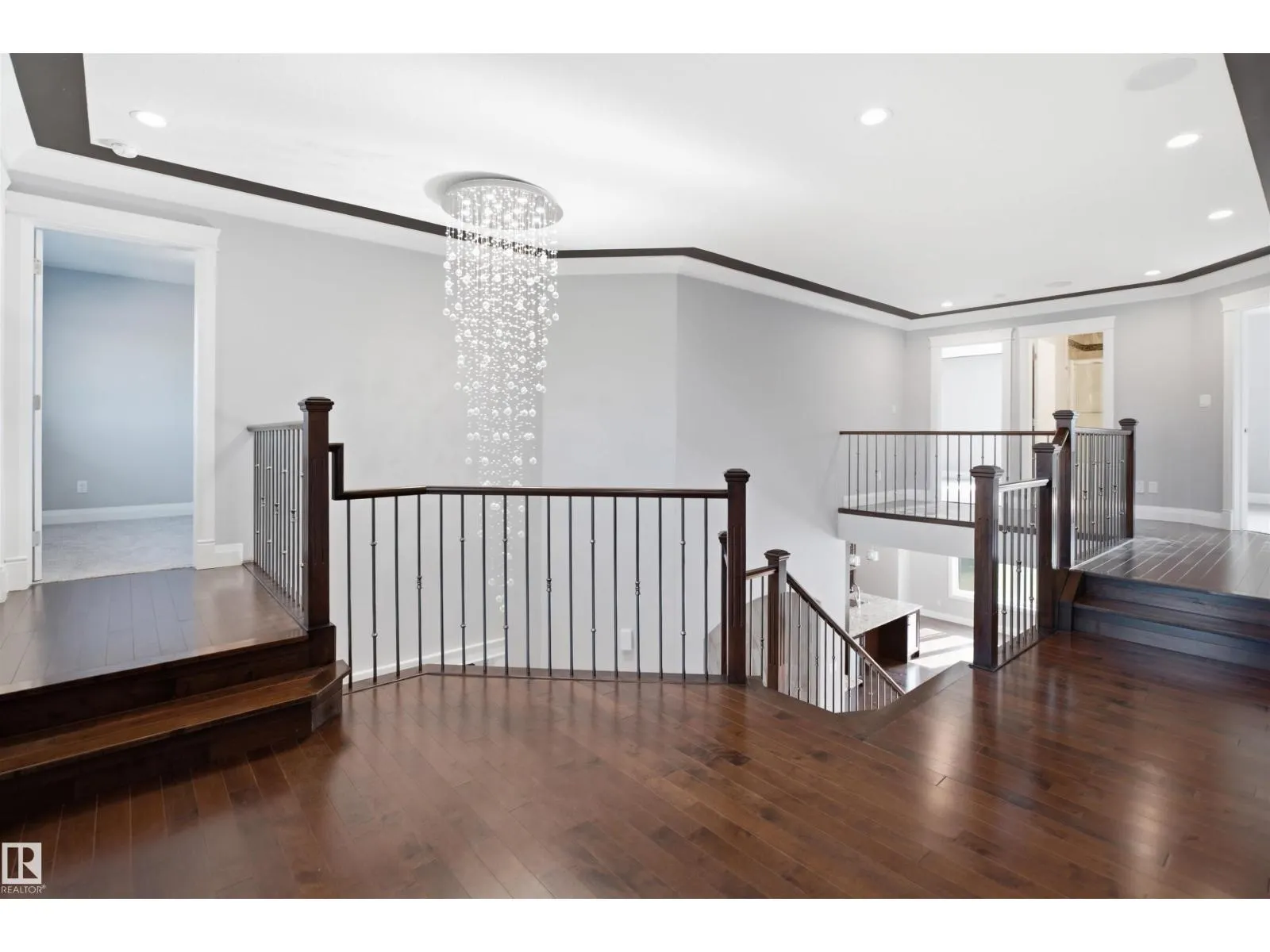 427 Windermere RD NW