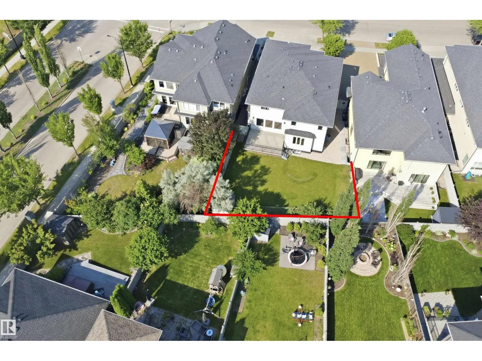427 Windermere RD NW