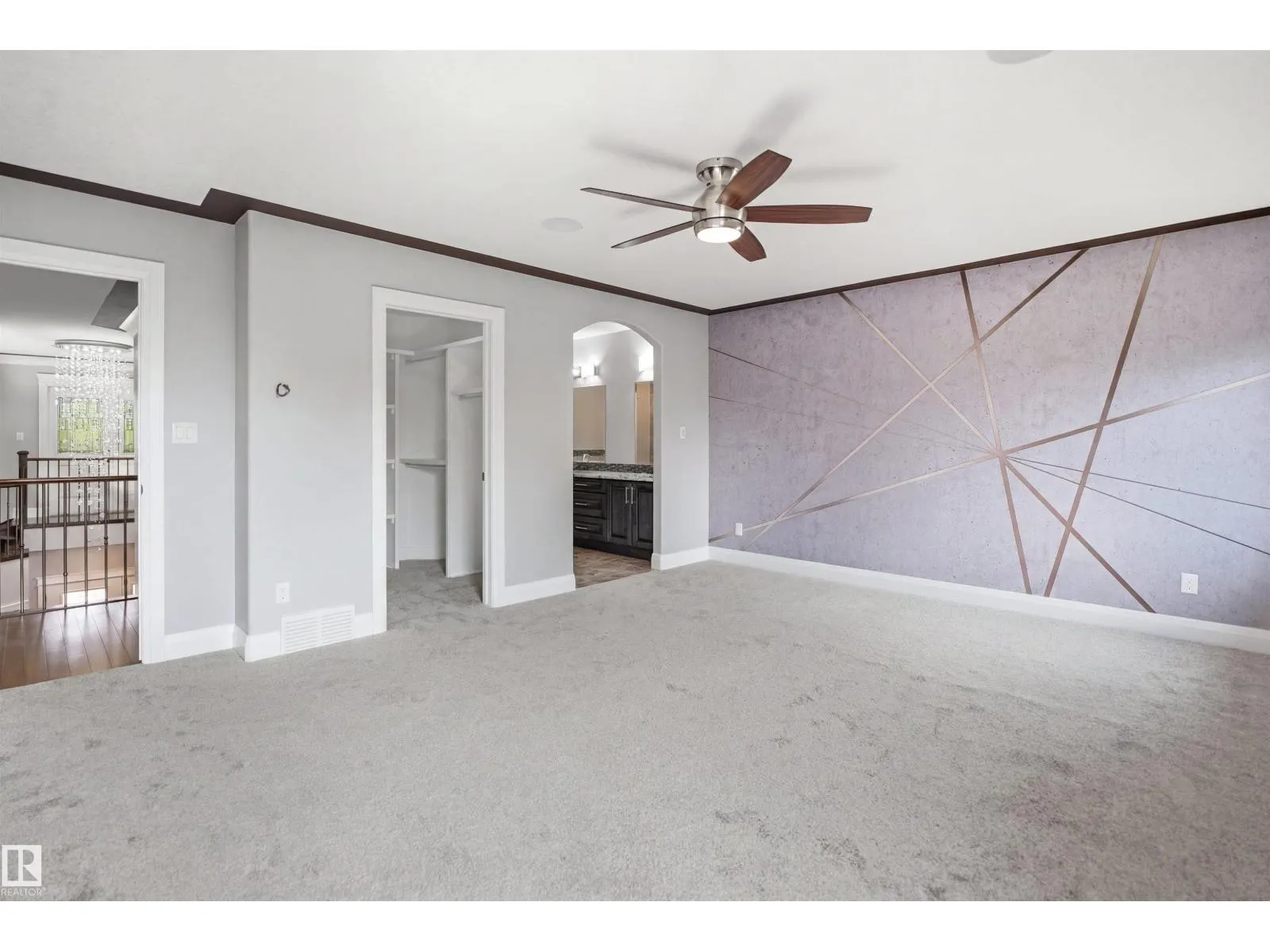 427 Windermere RD NW