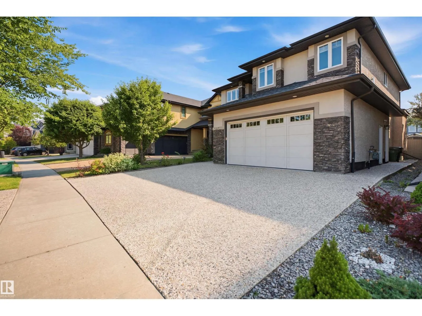 427 Windermere RD NW