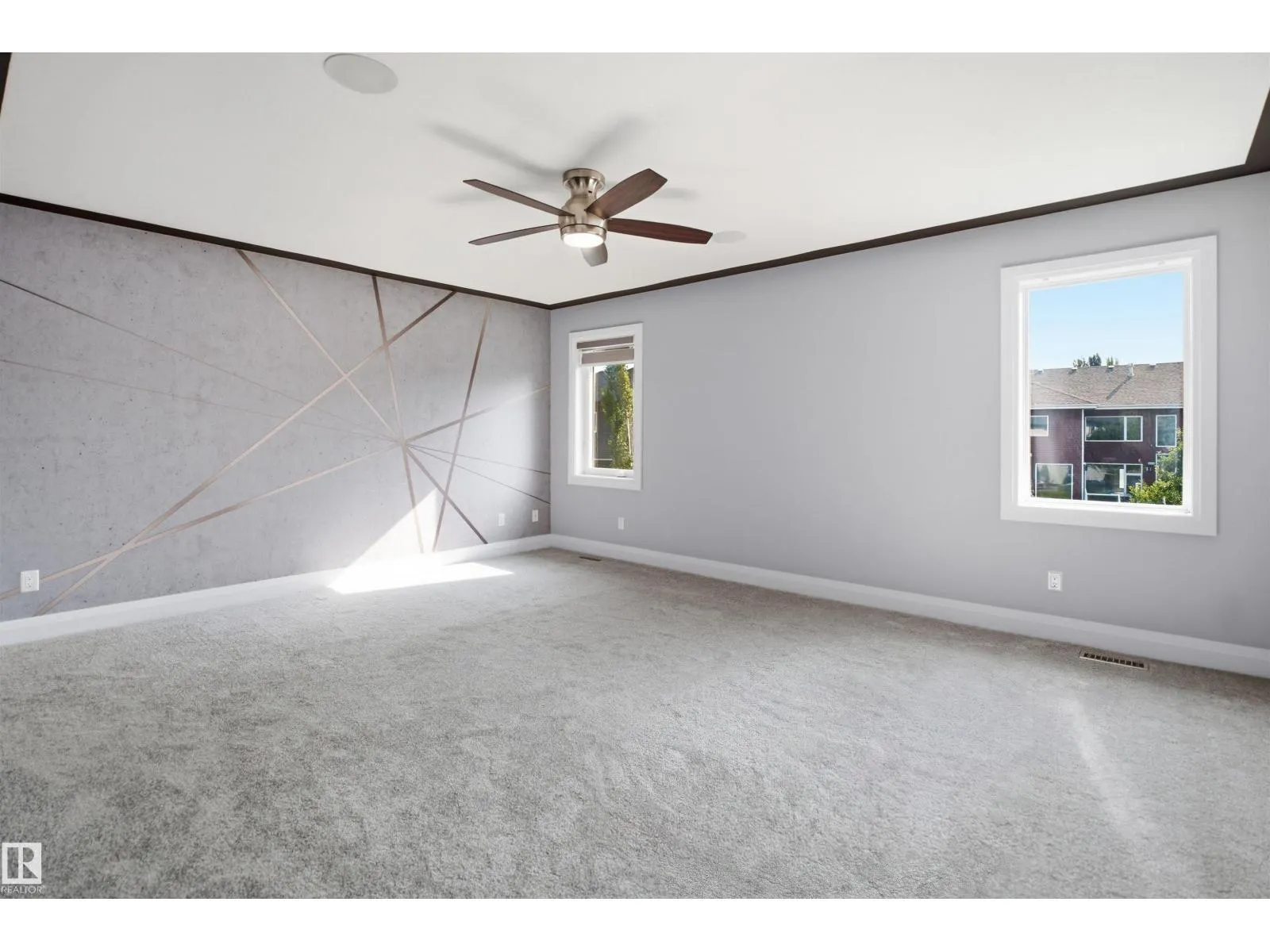427 Windermere RD NW