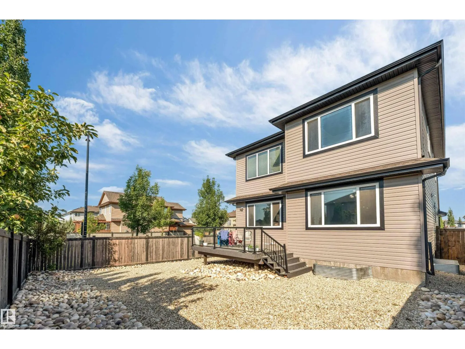704 172 ST SW