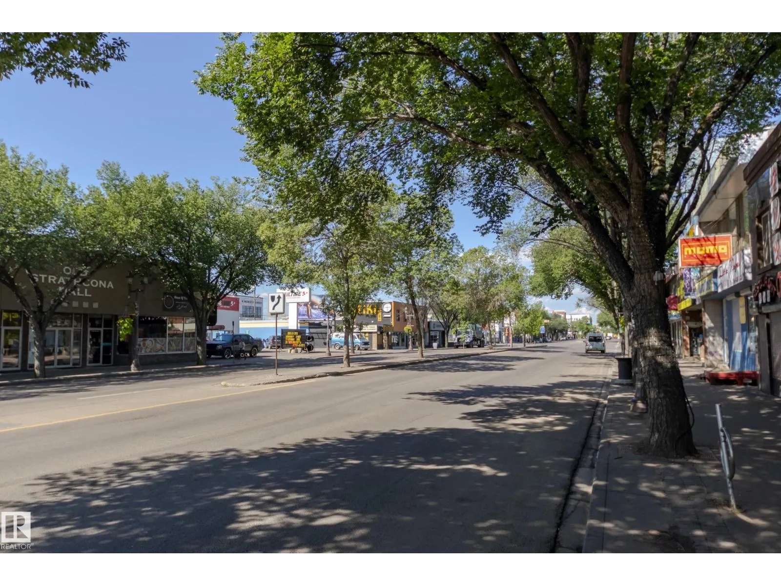 #5 10015 83 AV NW