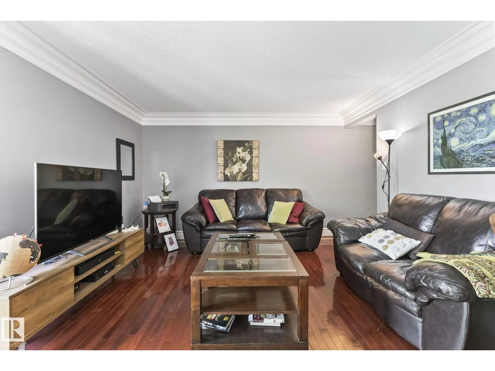 #405 10745 83 AV NW