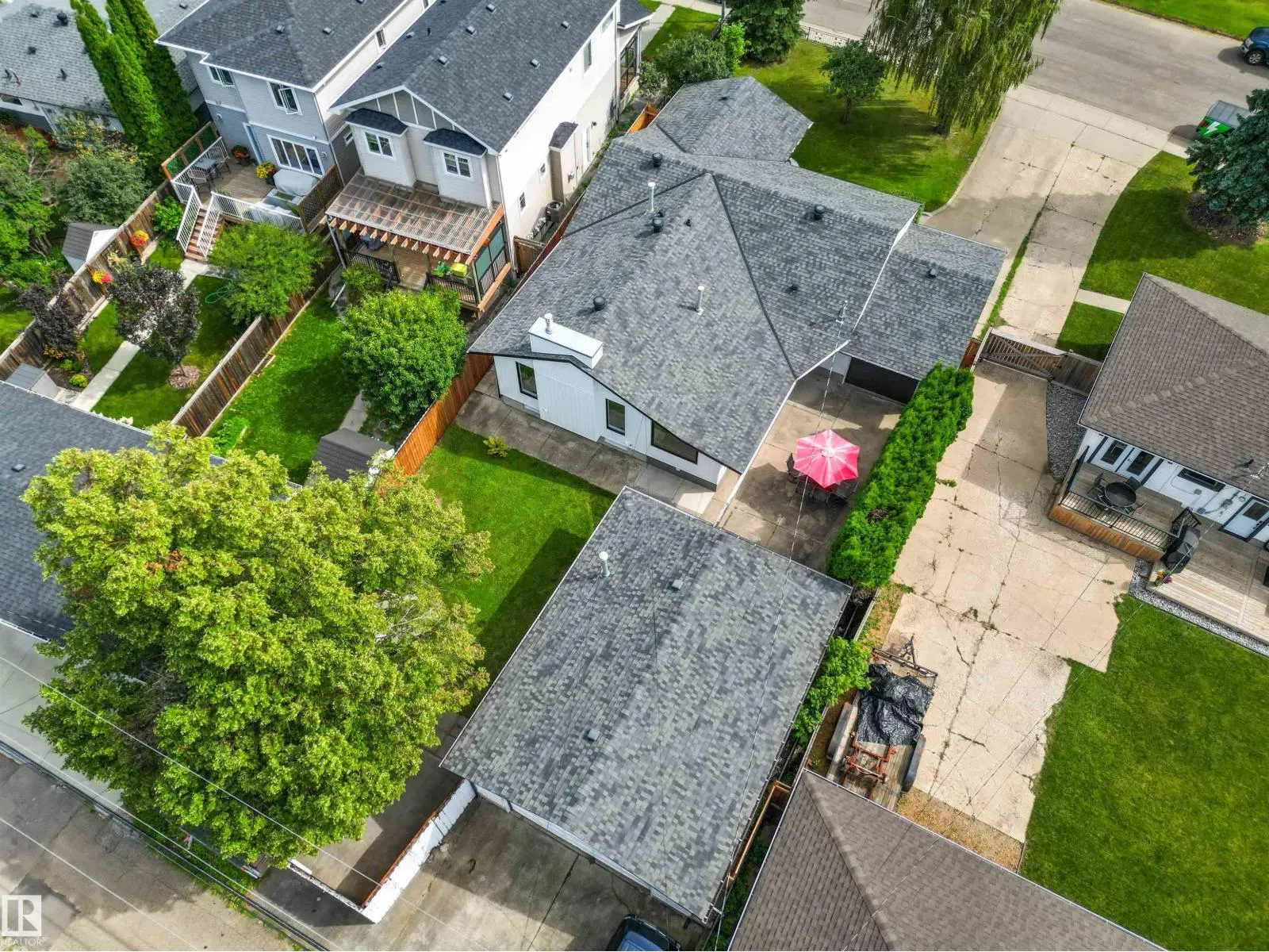 4704 106A AV NW