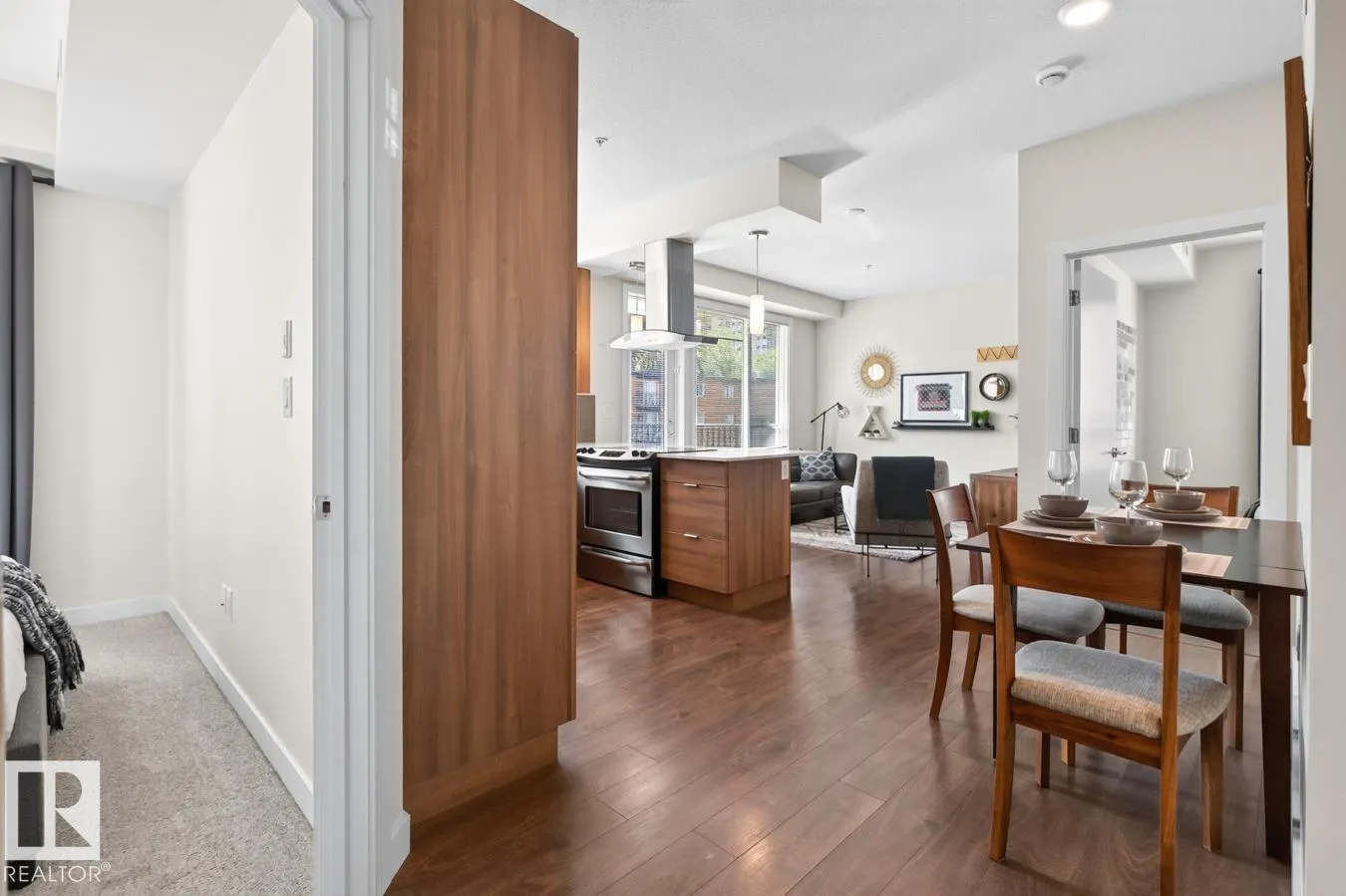 #308 9907 91 AV NW