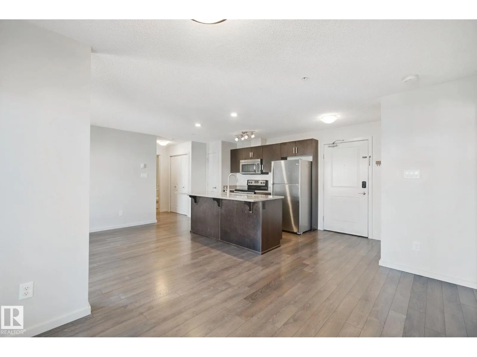 #330 390 Windermere RD NW