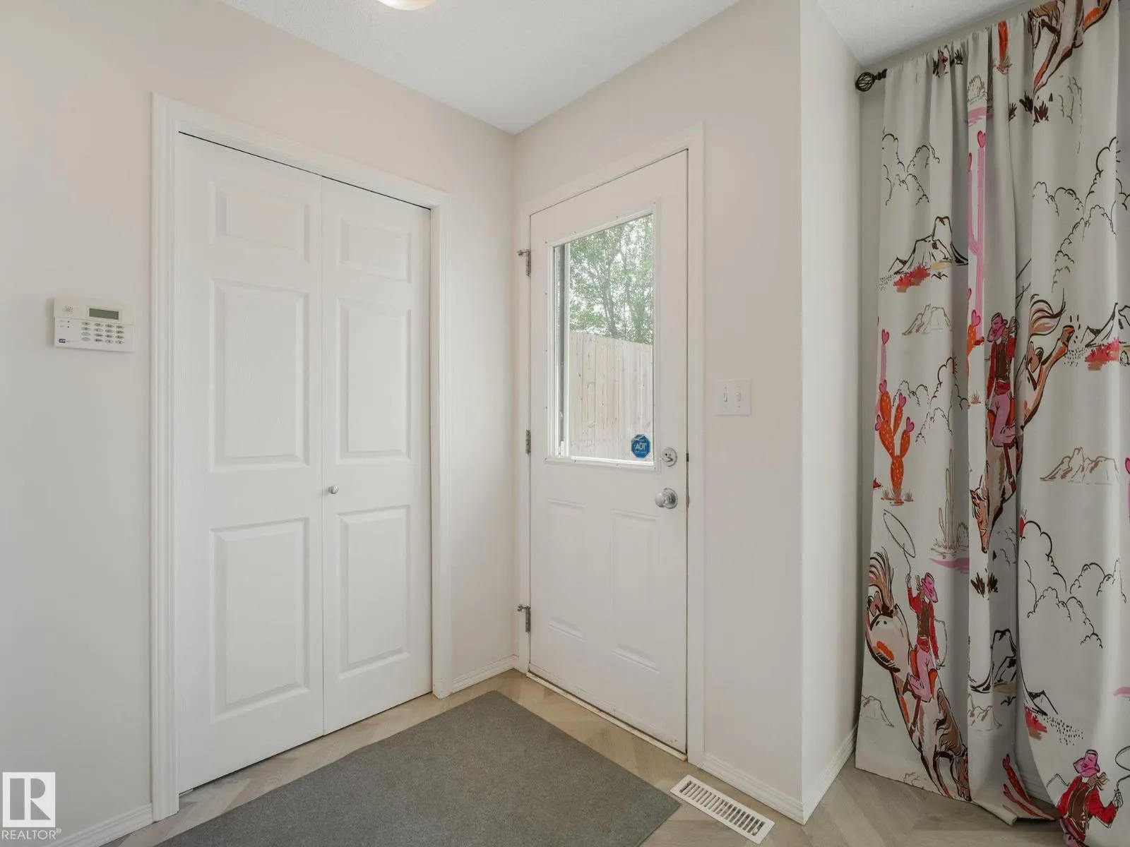 26 ALLARD WY