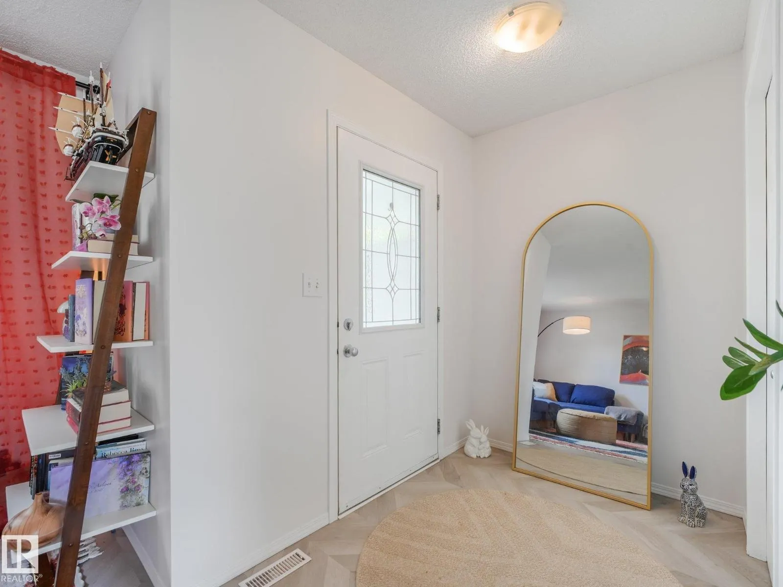 26 ALLARD WY