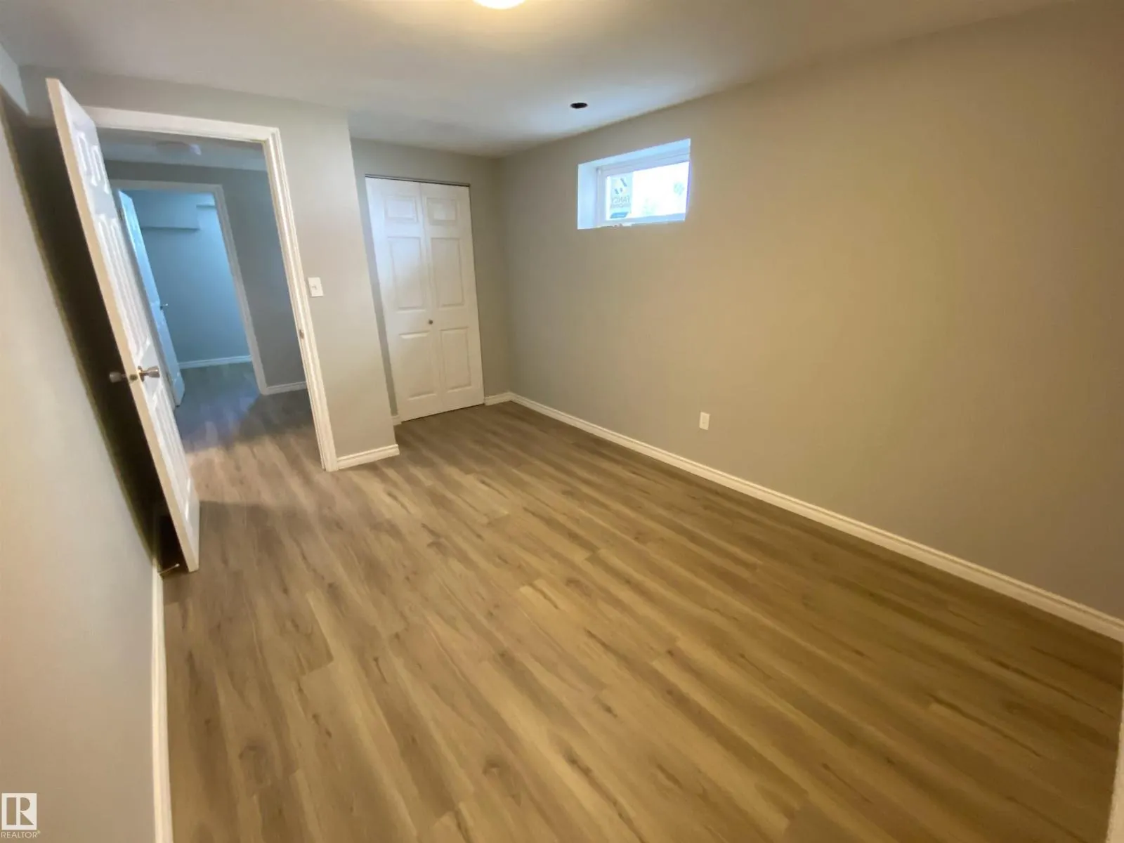 12010 66 ST NW
