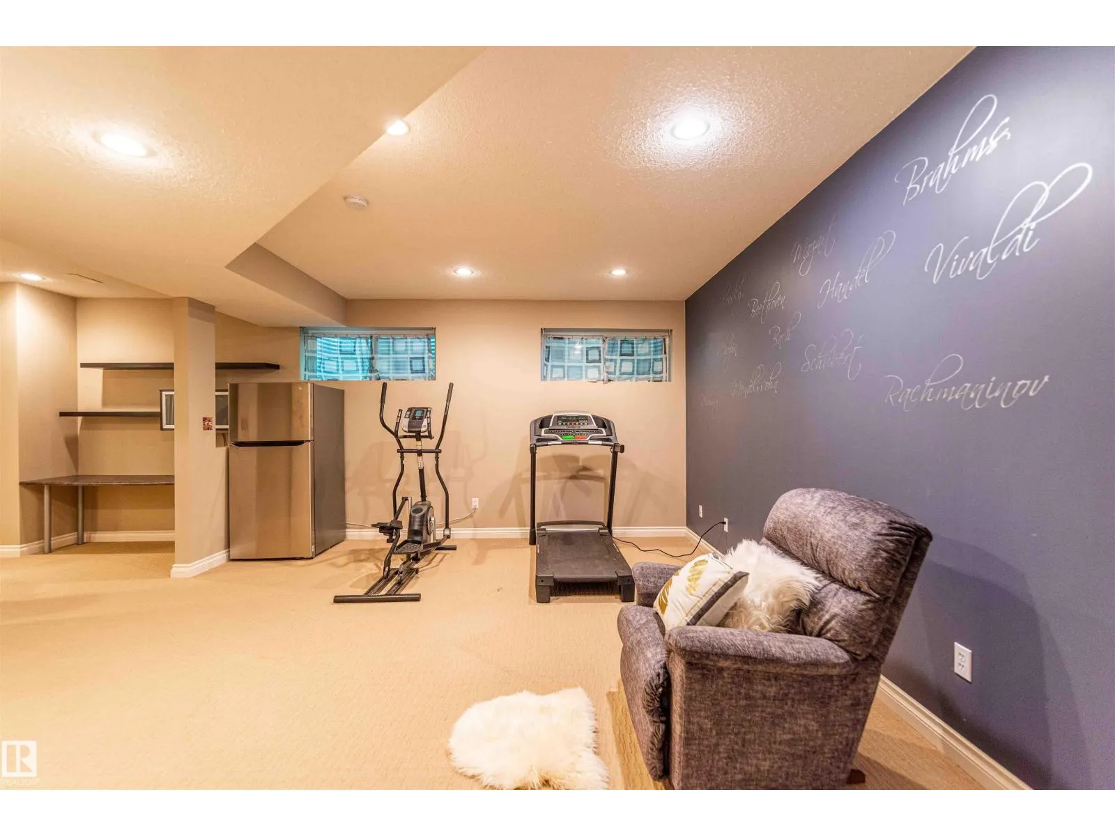 5092 THIBAULT WY NW