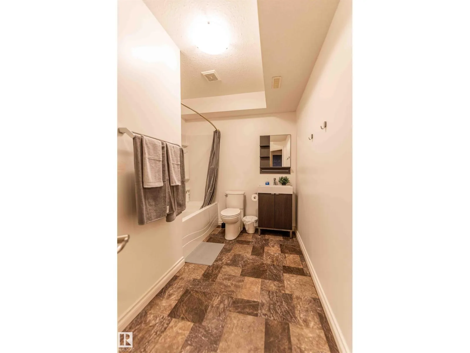 5092 THIBAULT WY NW