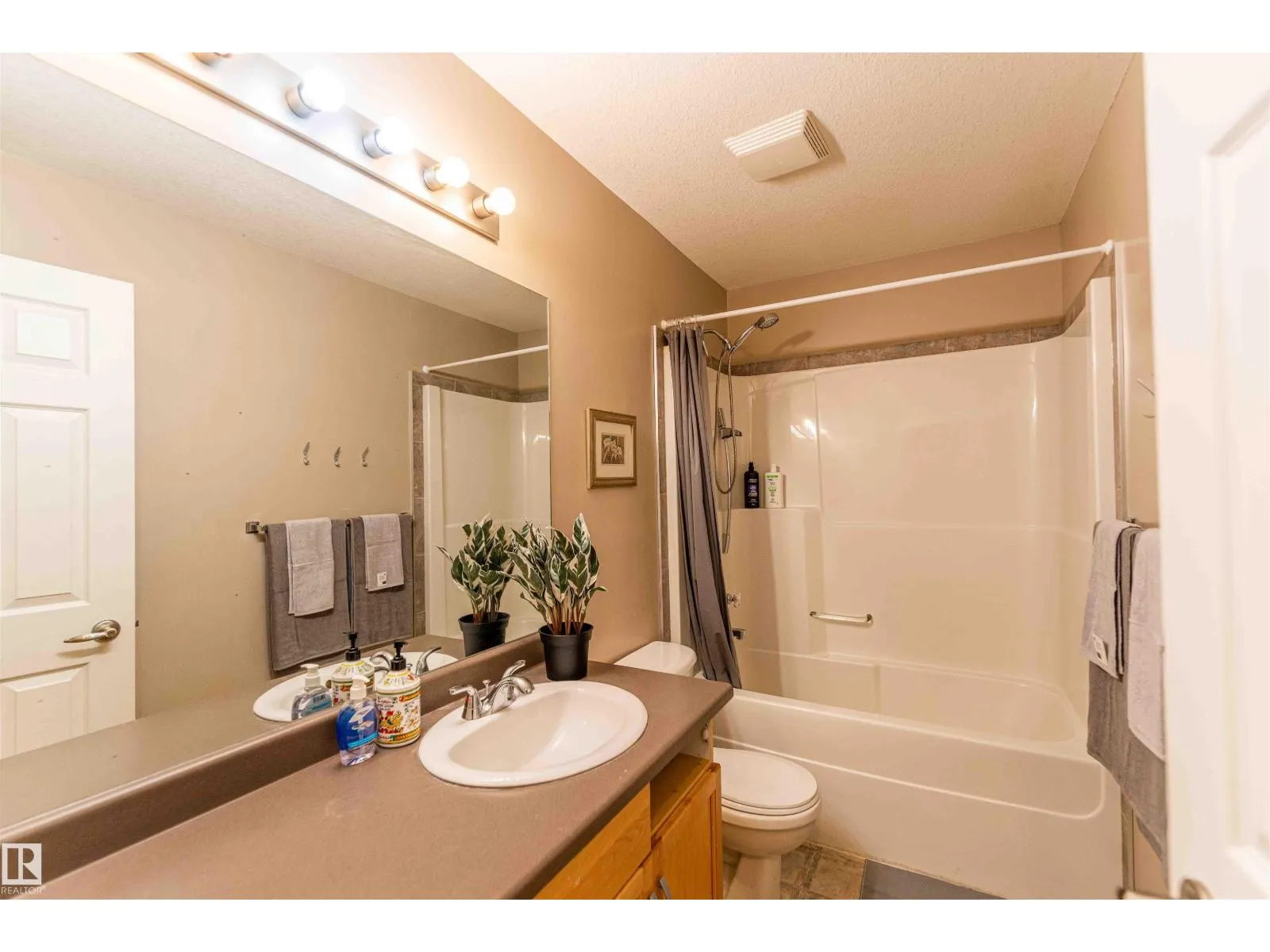 5092 THIBAULT WY NW