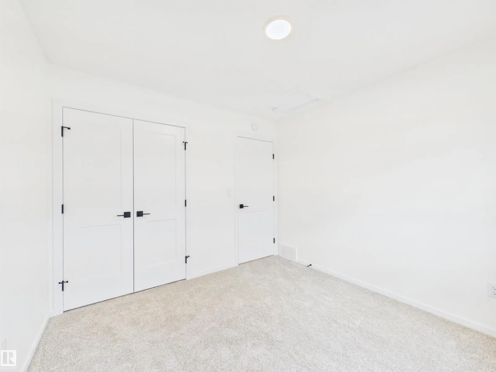 21 BRICKYARD LI
