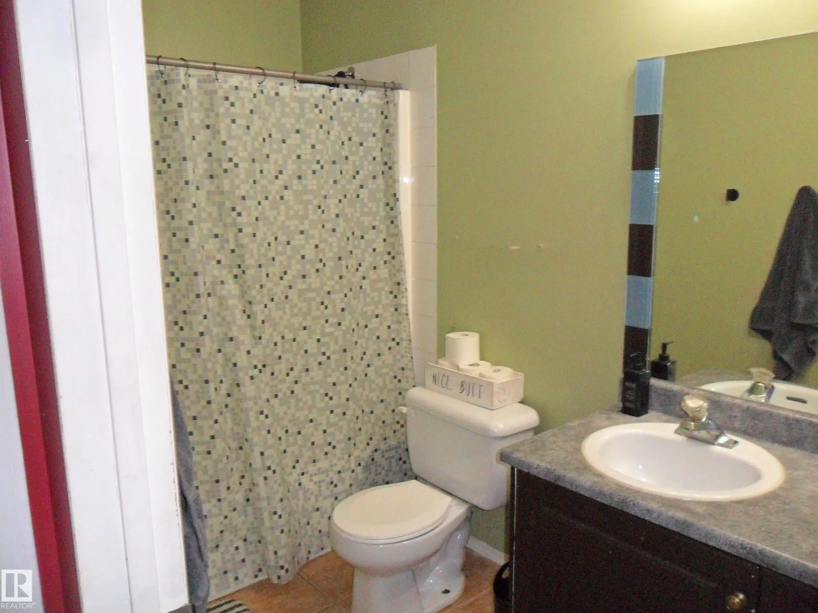 28 Bridgeview CR NW
