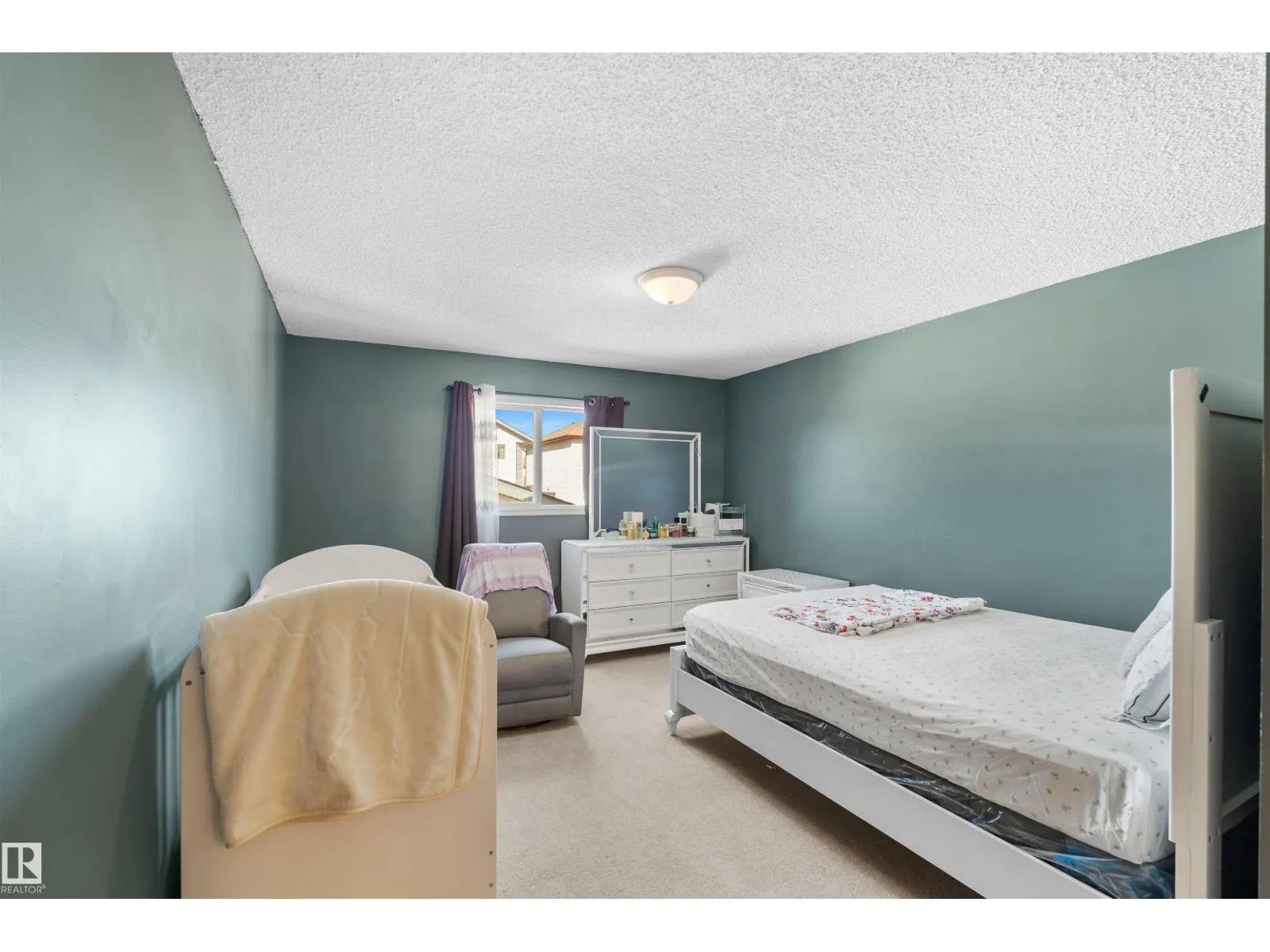13028 34 ST NW