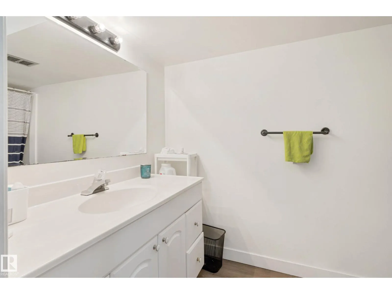 11828 & 11830 45 ST NW