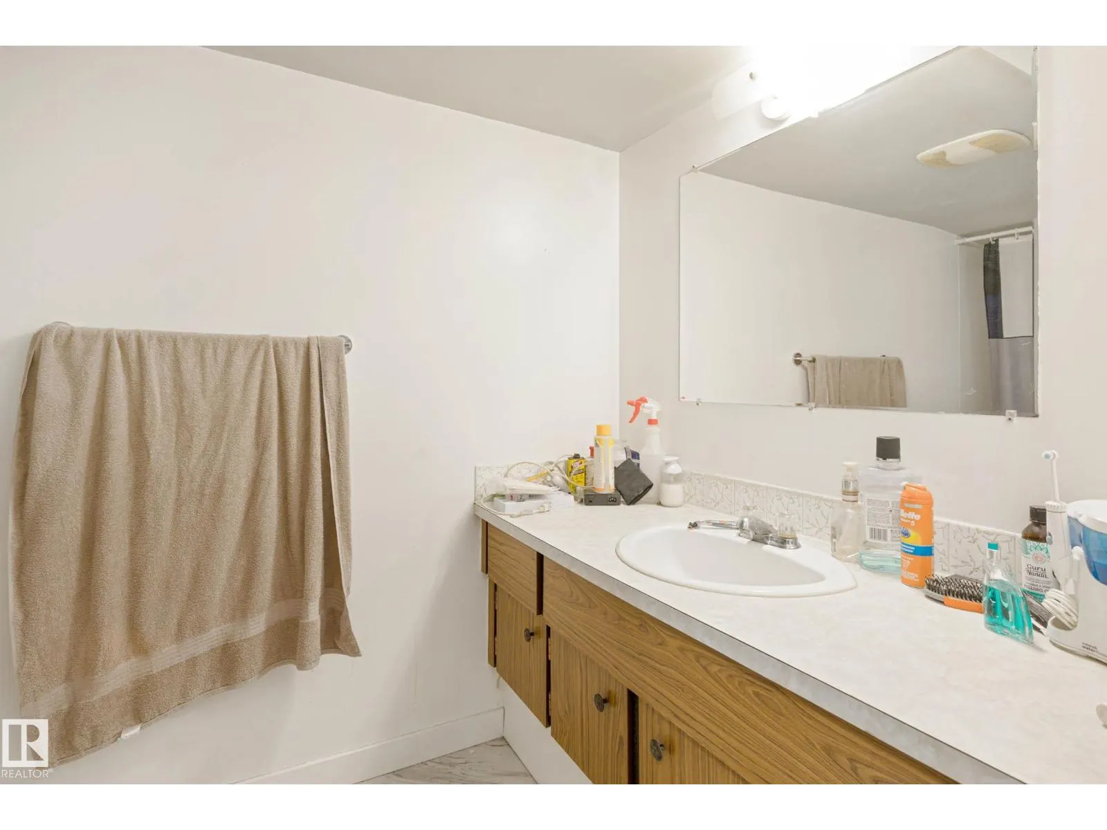 11828 & 11830 45 ST NW