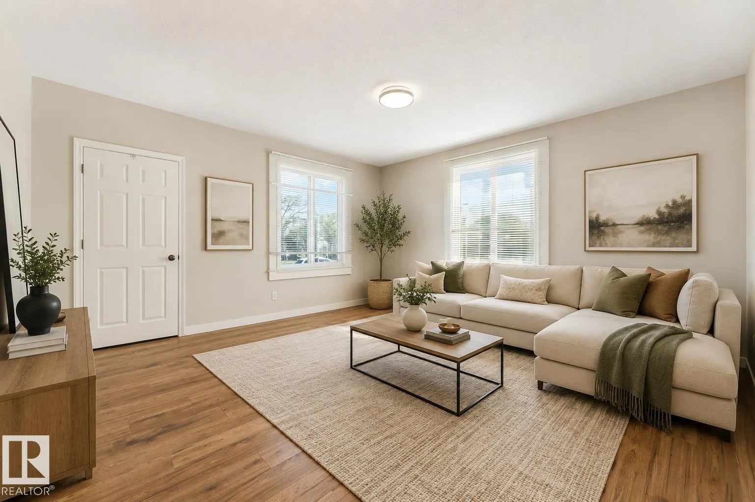 12106 77 ST NW