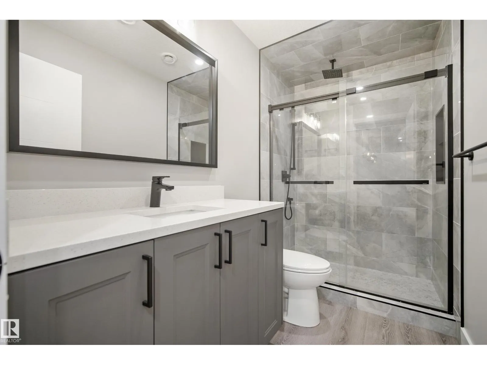 5813 PELERIN CR