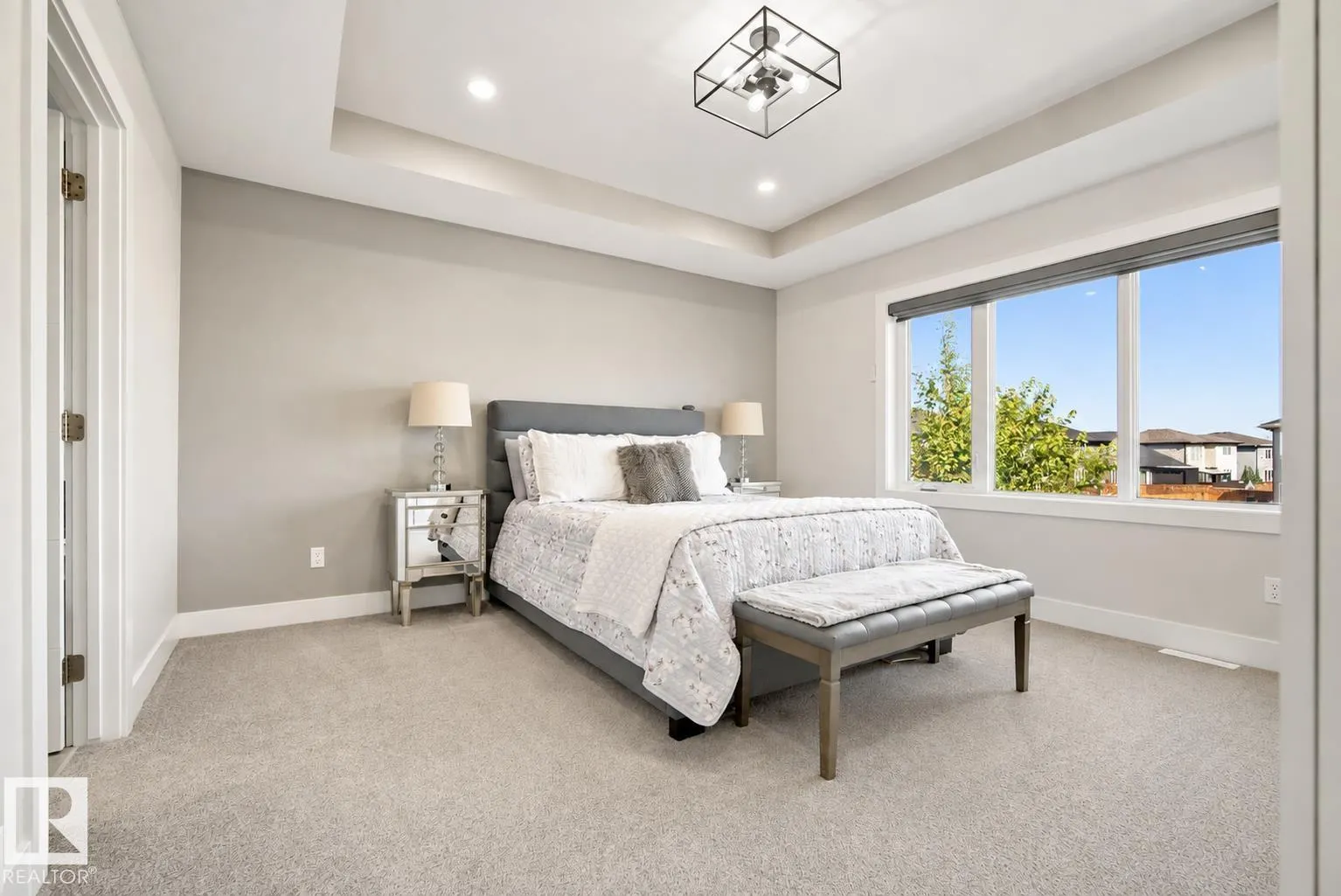 5813 PELERIN CR