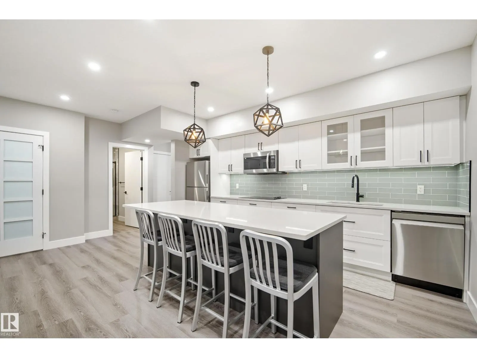 5813 PELERIN CR