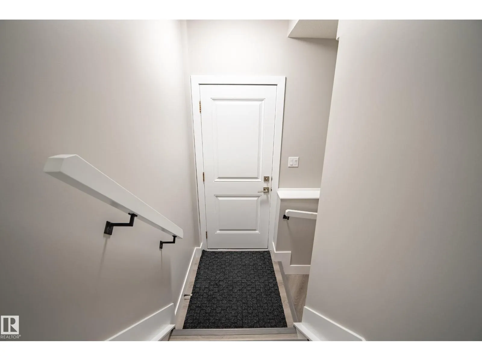 5813 PELERIN CR