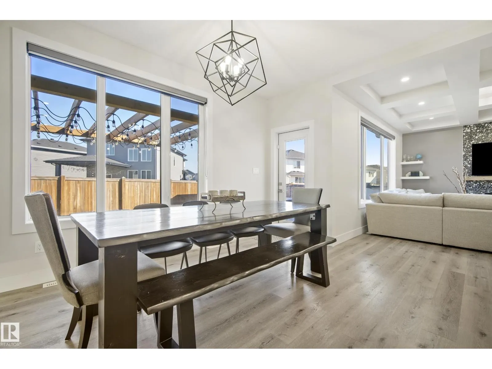 5813 PELERIN CR