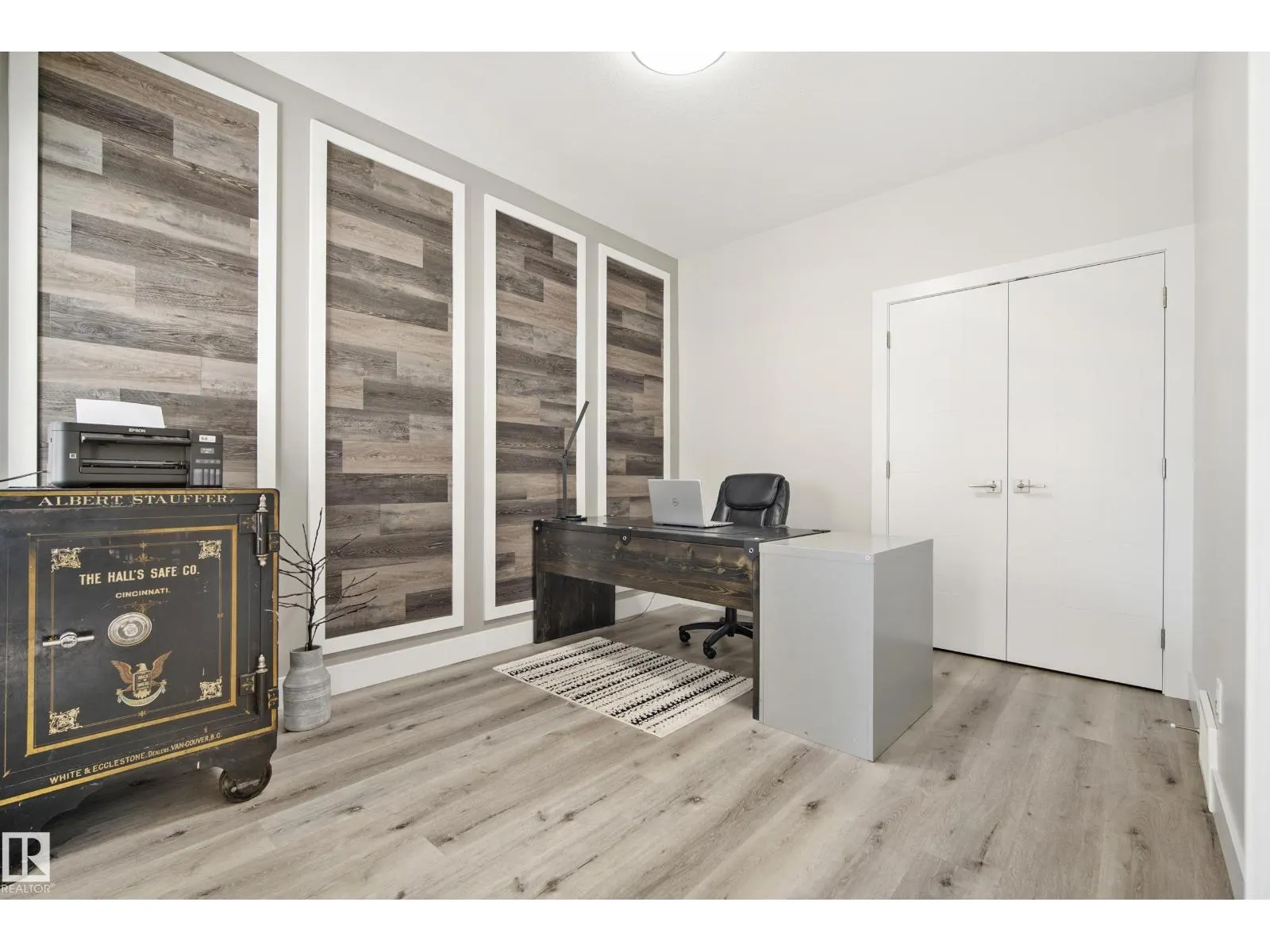 5813 PELERIN CR