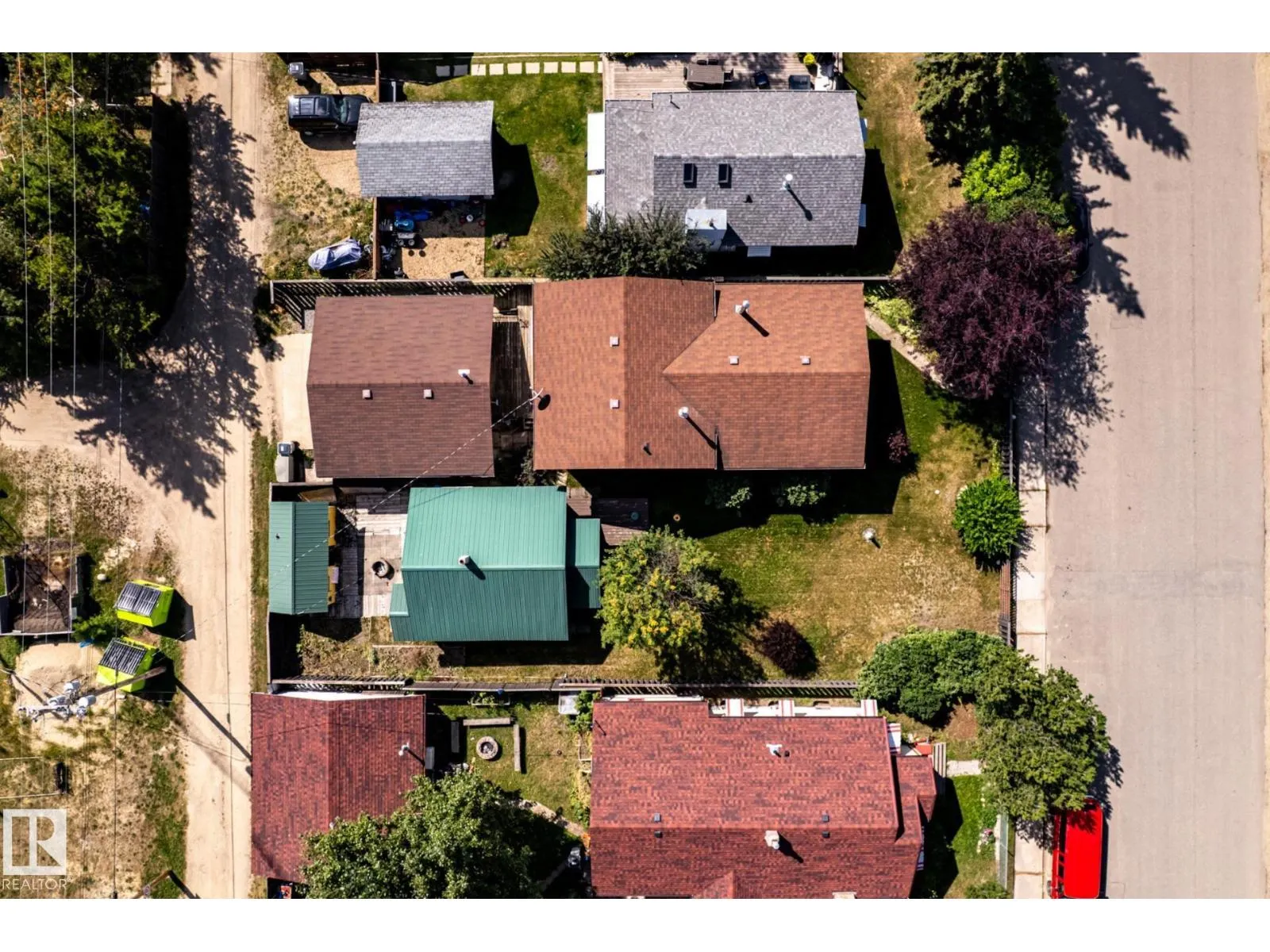 614 1 AV