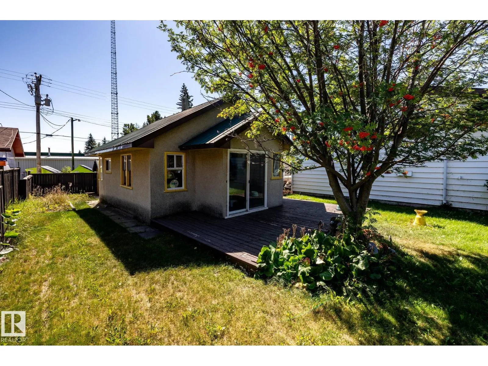 614 1 AV