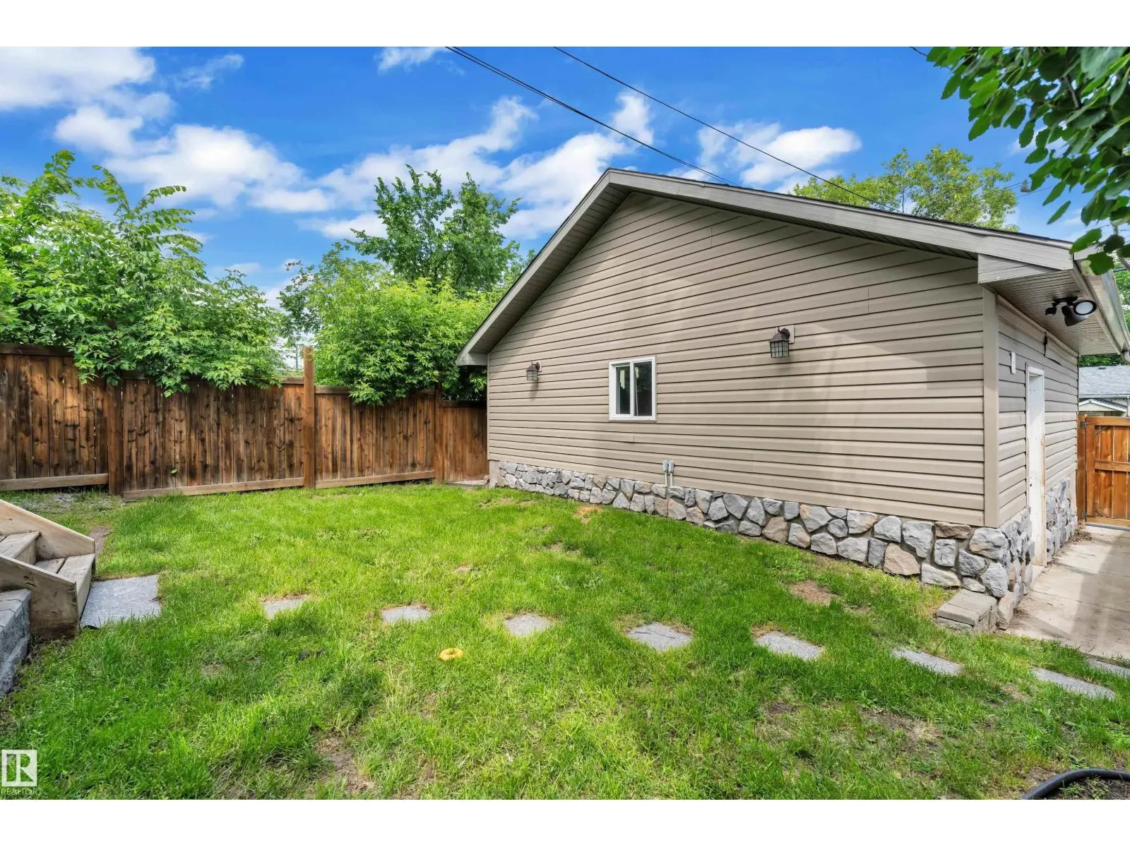 11929 63 STREET NW