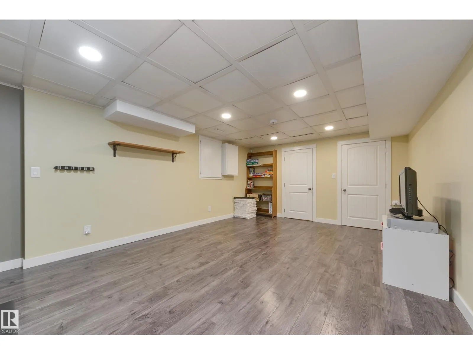 11210 60 ST NW