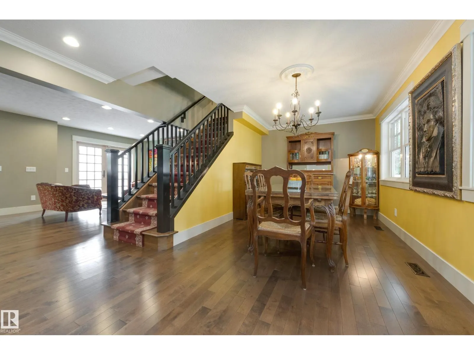 11210 60 ST NW