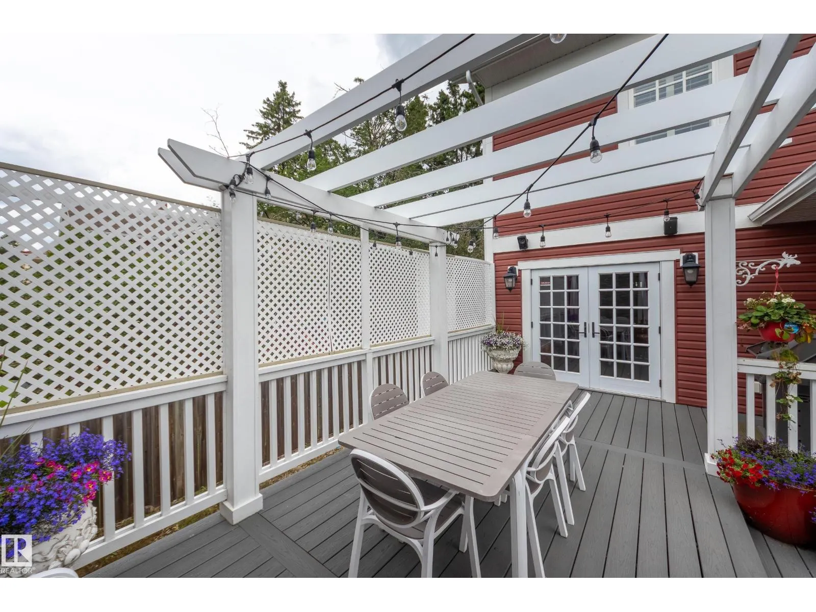11210 60 ST NW