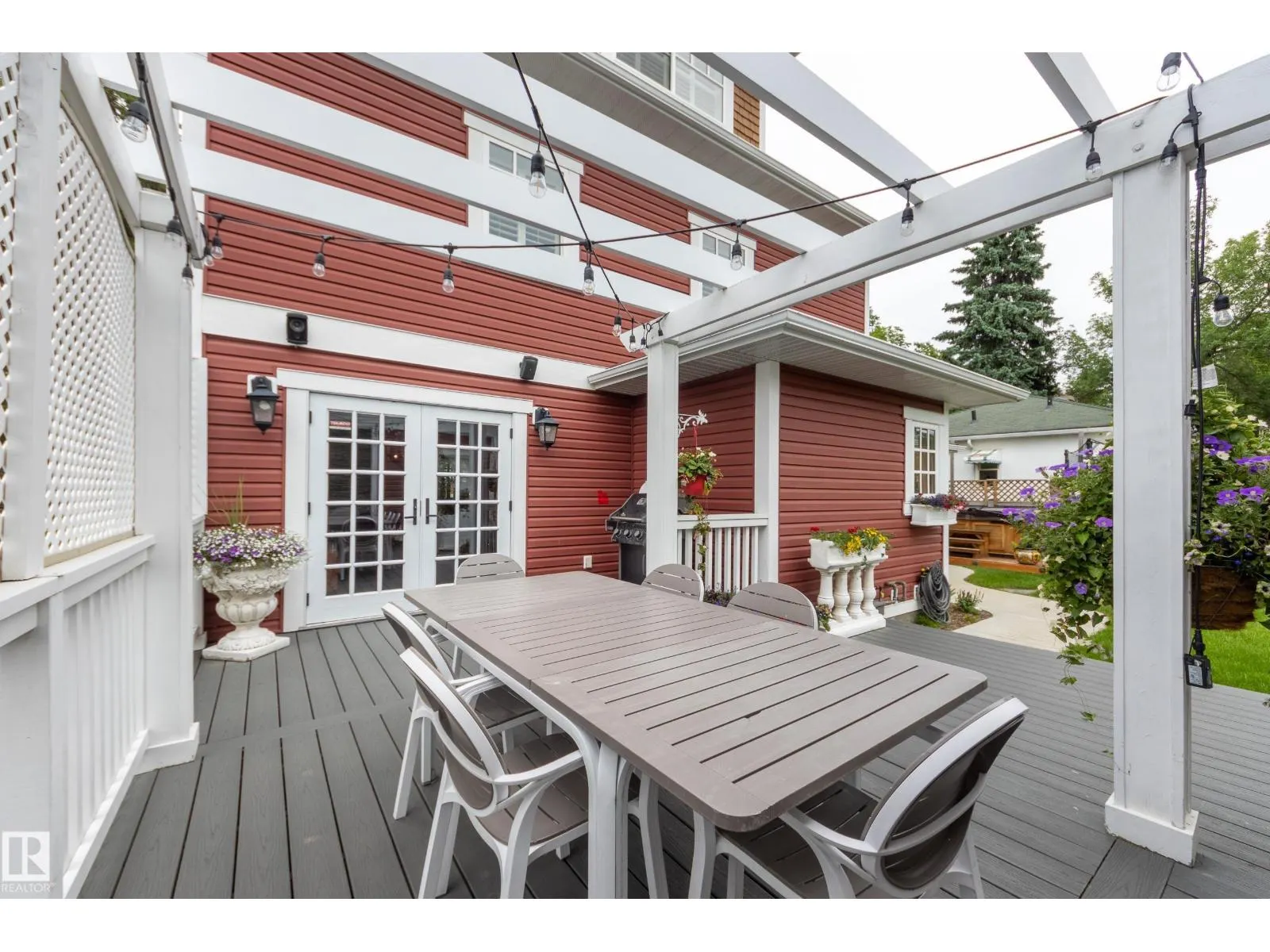 11210 60 ST NW