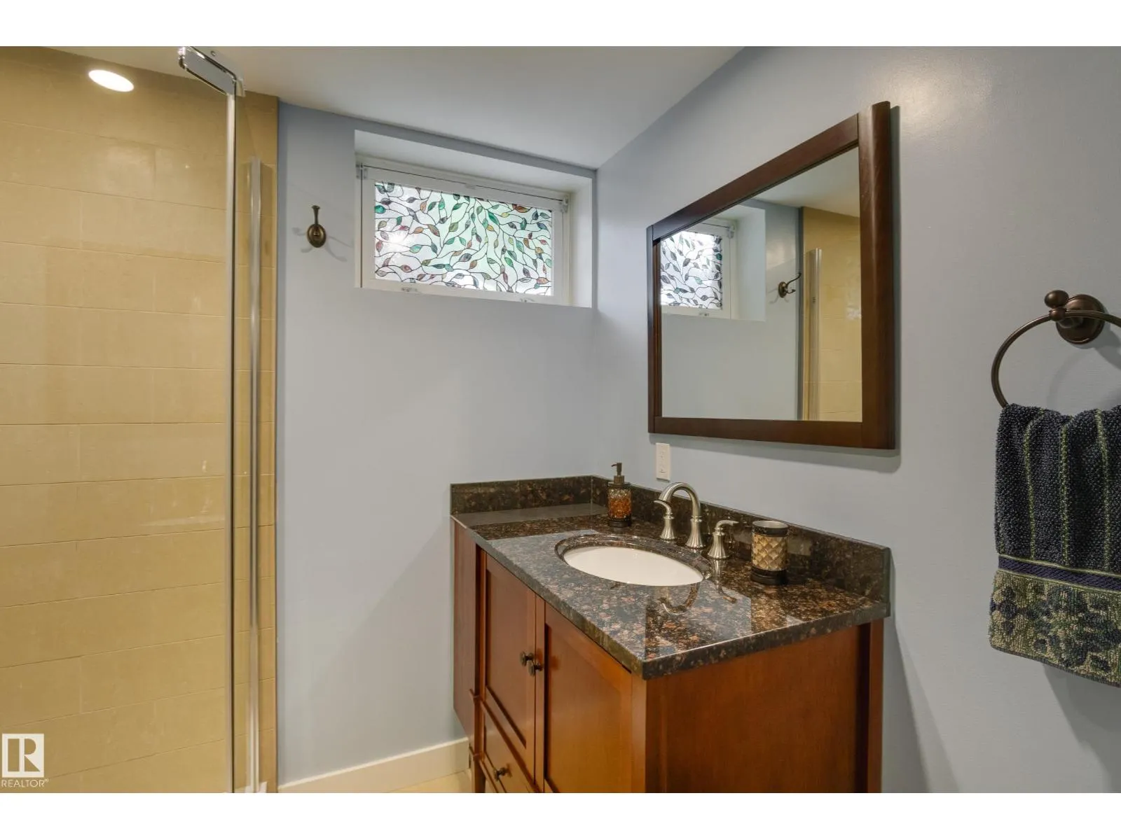 11210 60 ST NW