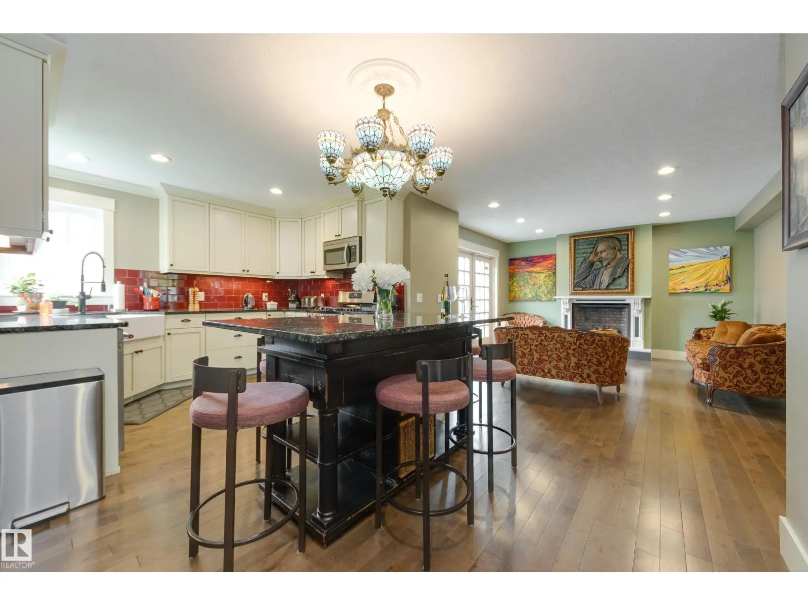 11210 60 ST NW