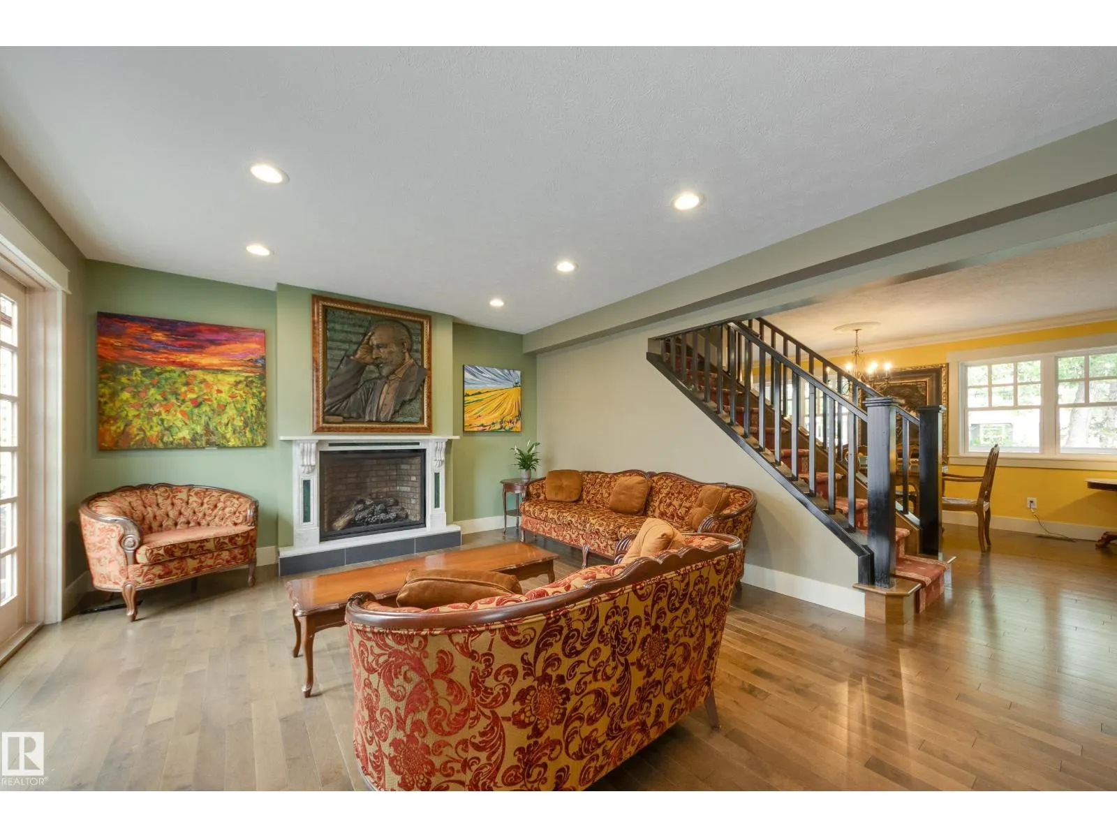11210 60 ST NW
