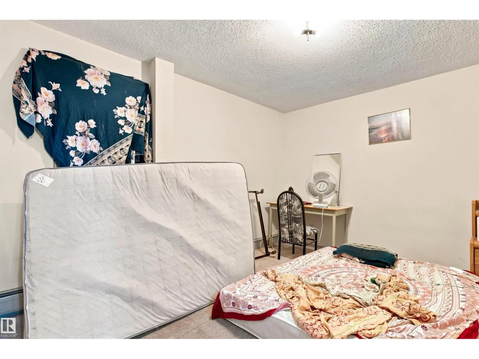 11111 81 AV NW