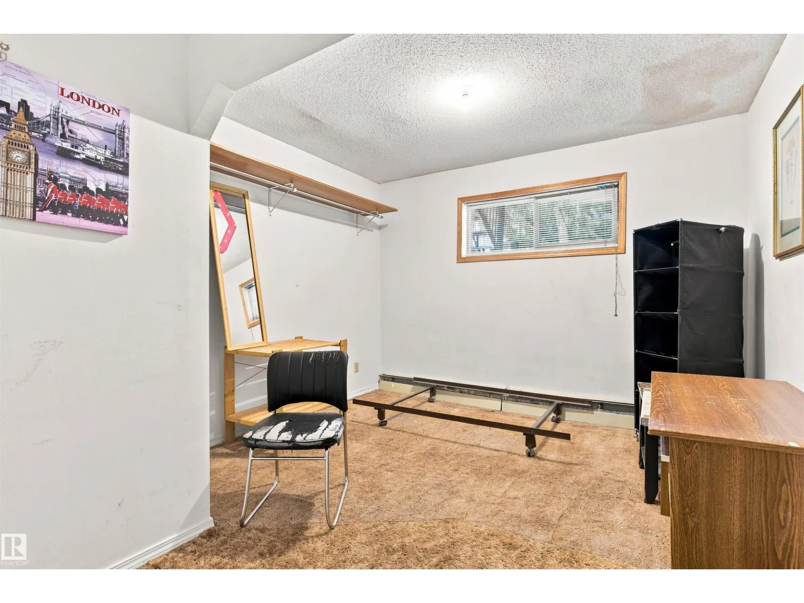 11111 81 AV NW