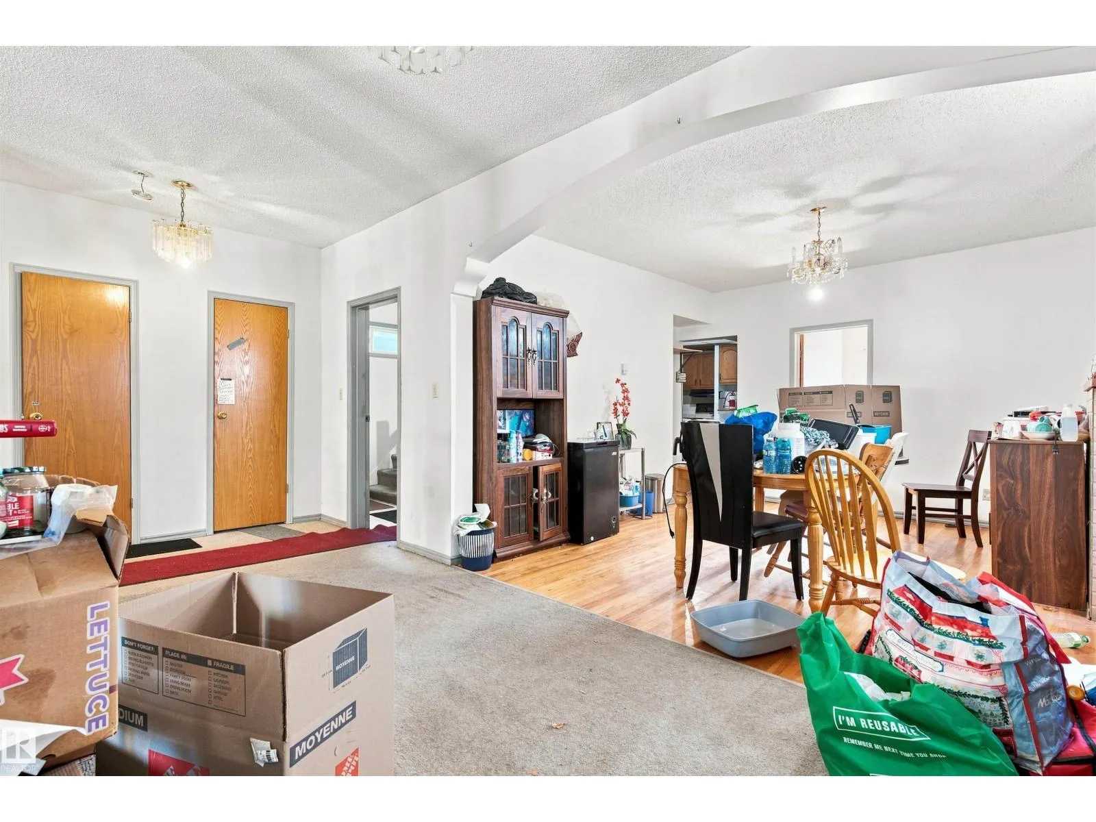 11111 81 AV NW