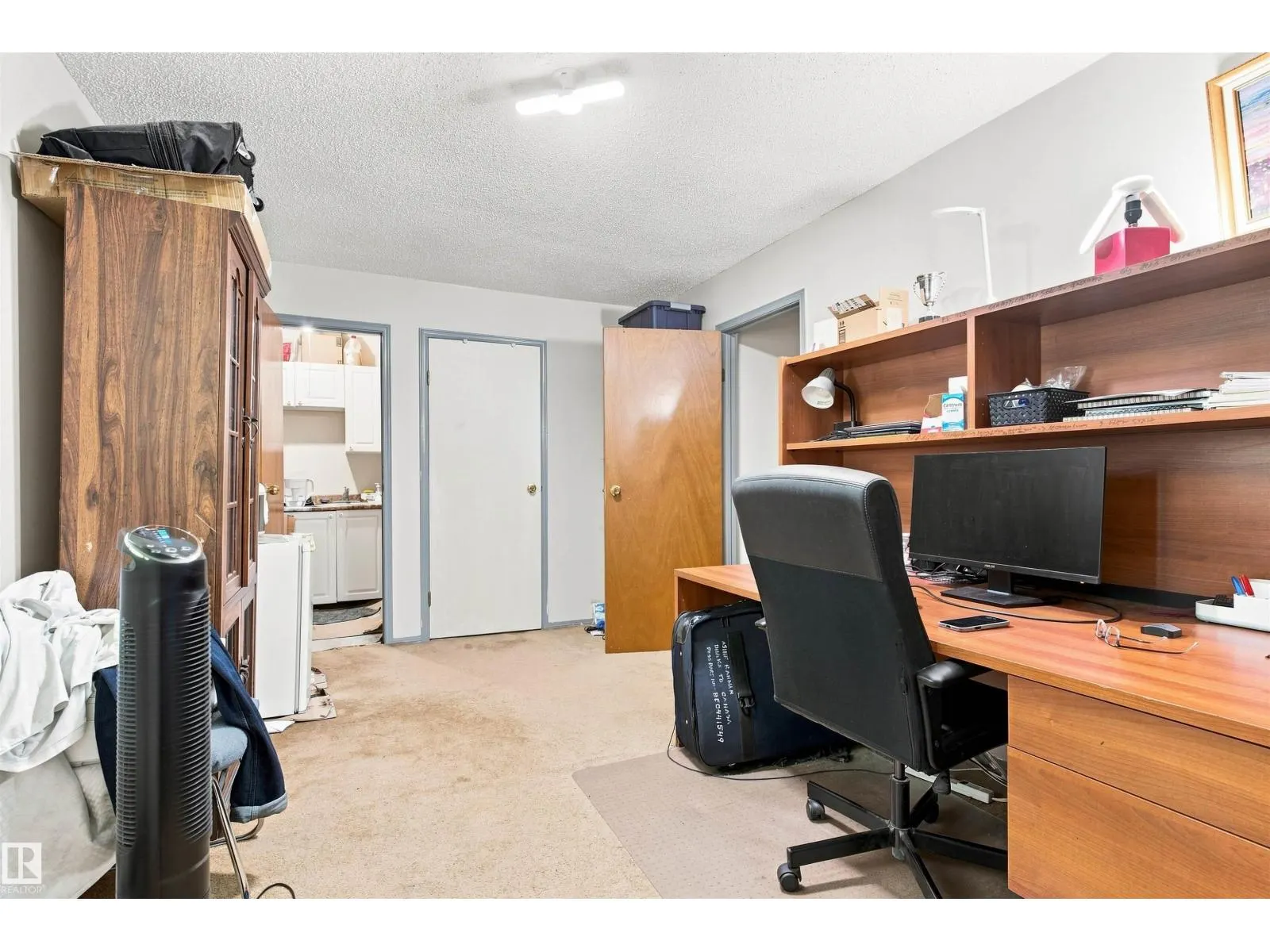 11111 81 AV NW