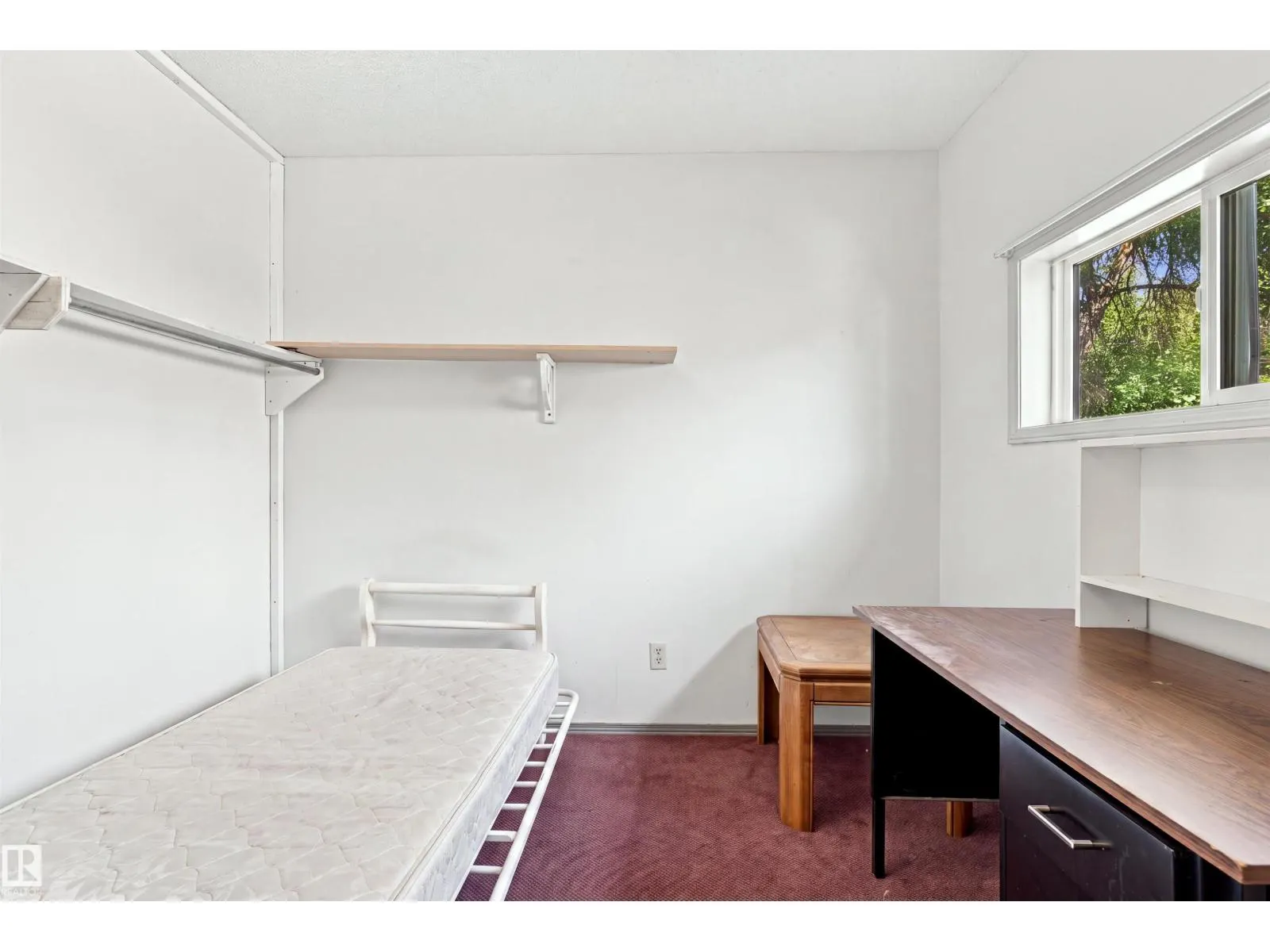 11111 81 AV NW