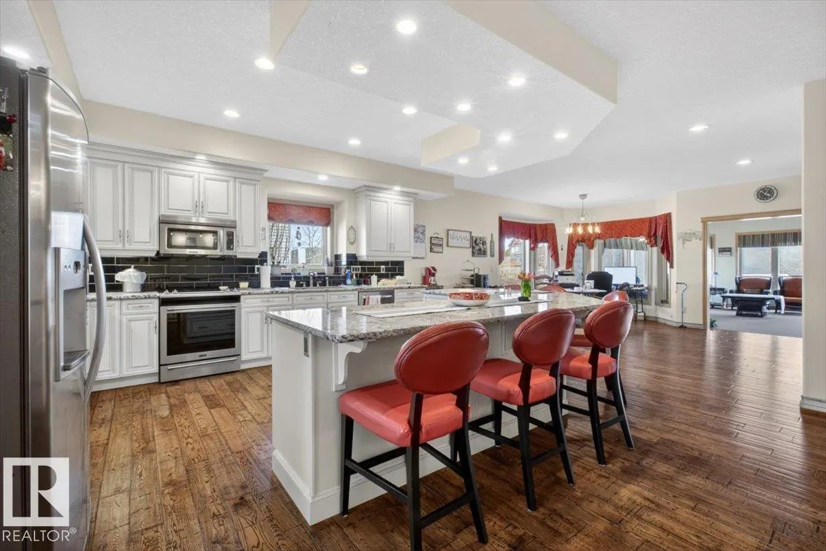 57 LONGVIEW DR
