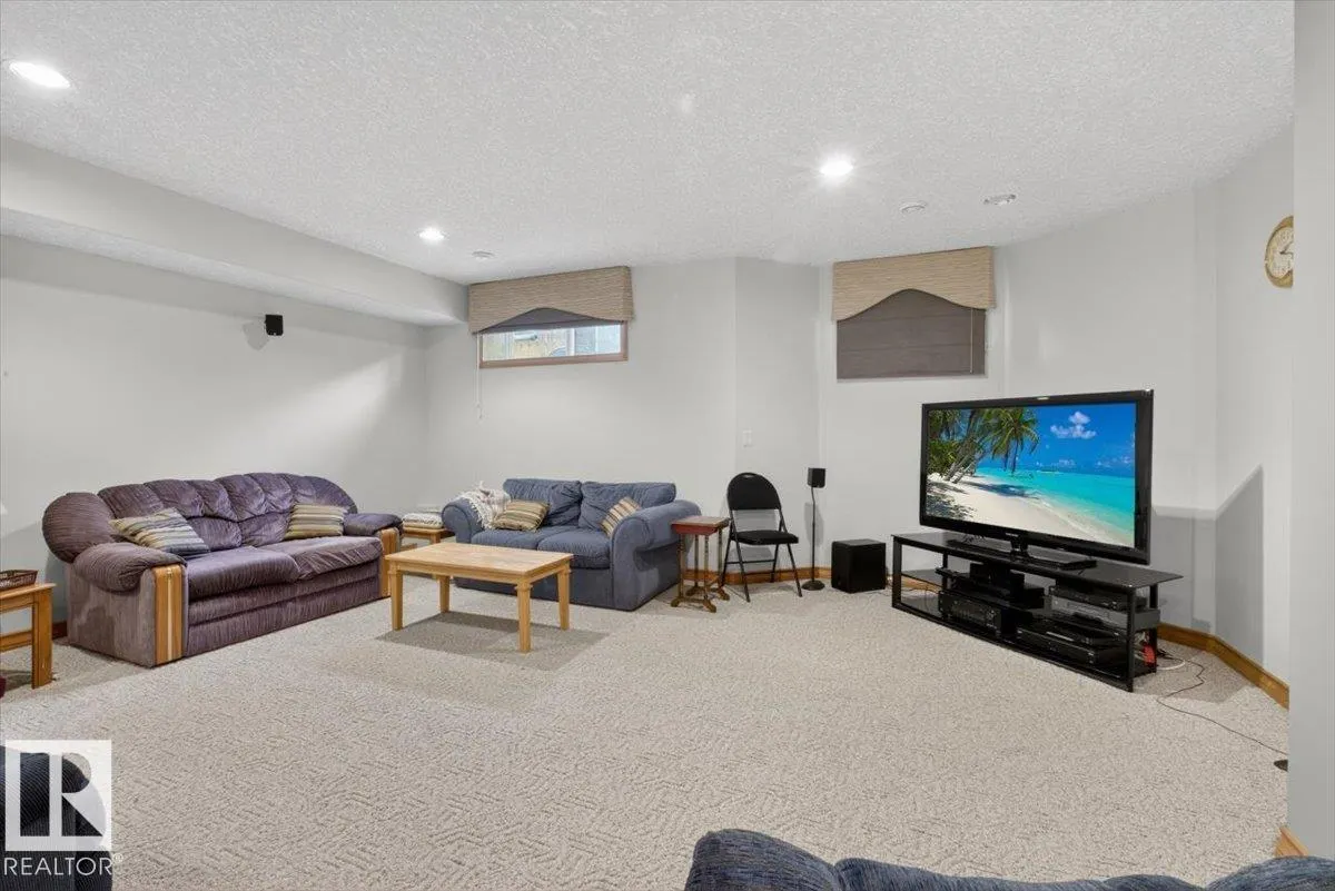 57 LONGVIEW DR